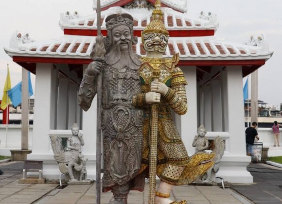 Giant Twins Giant Twins